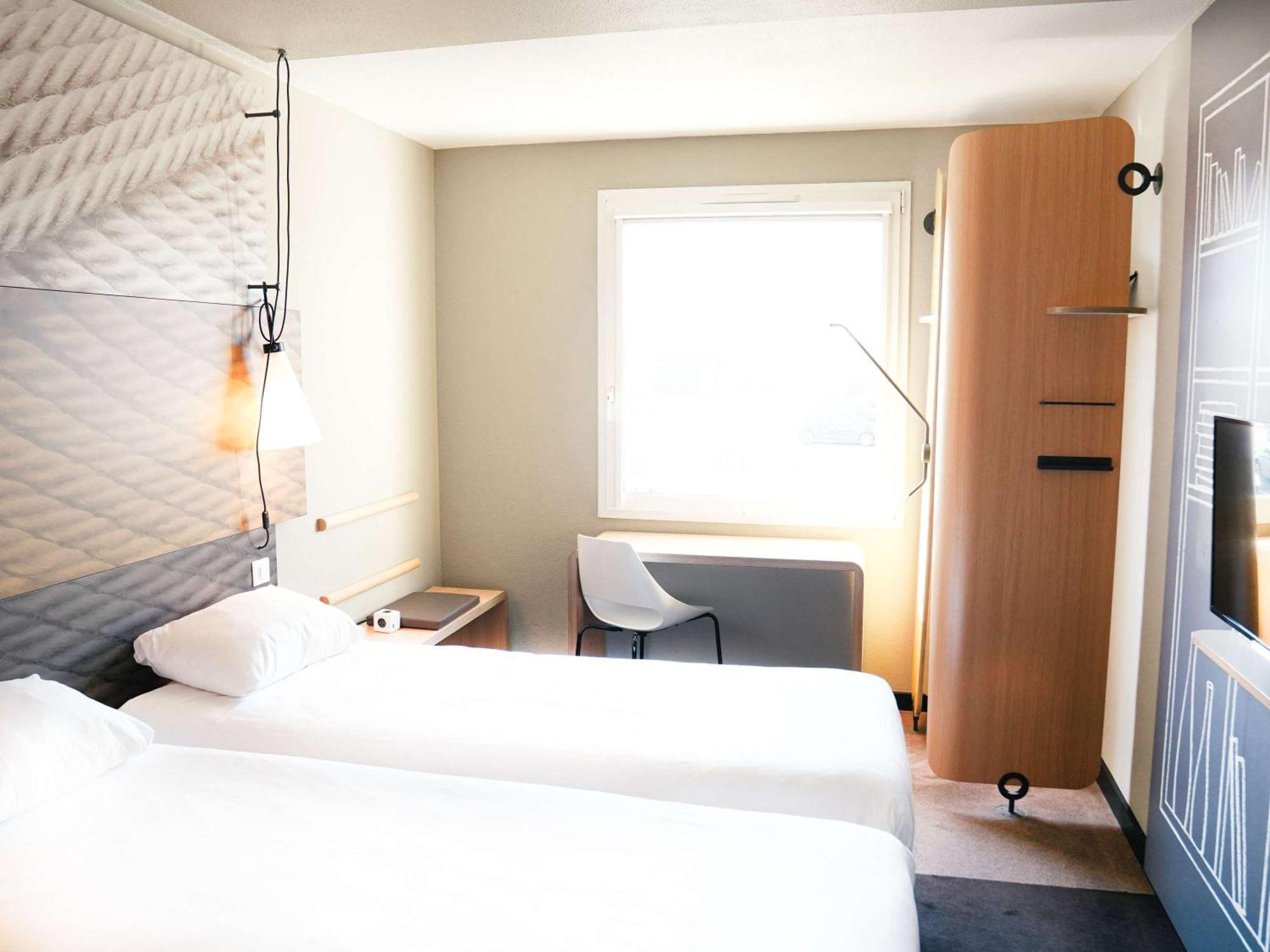 Ibis Caen Porte De Bretagne Bretteville-sur-Odon Eksteriør billede